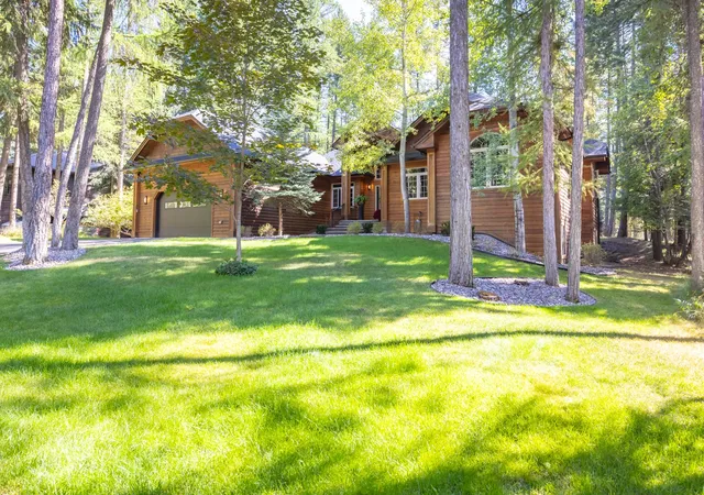 Photo 3 of Single family home for sale at 2315 Houston Point Dr, Whitefish, MT 59937 | MLS# 30077680 | Listing updated on 2026-09-07
