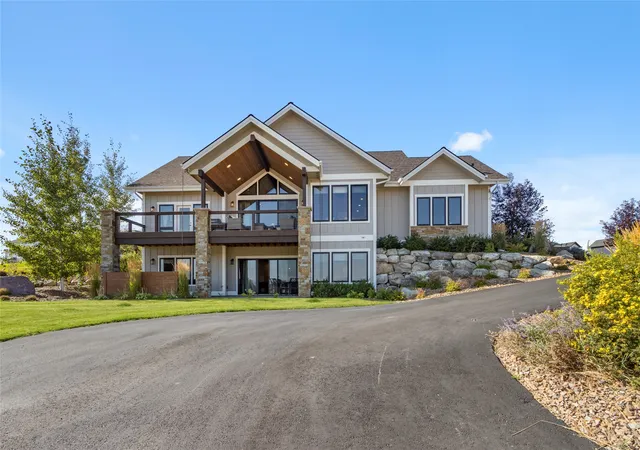 Photo 1 of Single family home for sale at 330 Harvest View Ln, Kalispell, MT 59901 | MLS# 30077844 | Listing updated on 2026-09-24