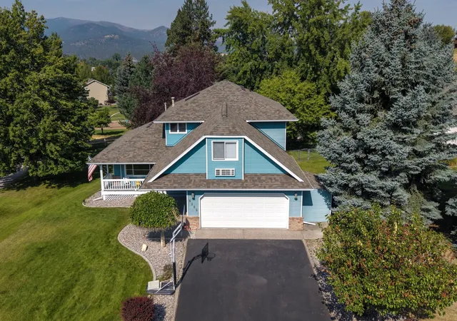 Photo 2 of Single family home for sale at 6305 Timothy Ct, Missoula, MT 59803 | MLS# 30077945 | Listing updated on 2026-09-04