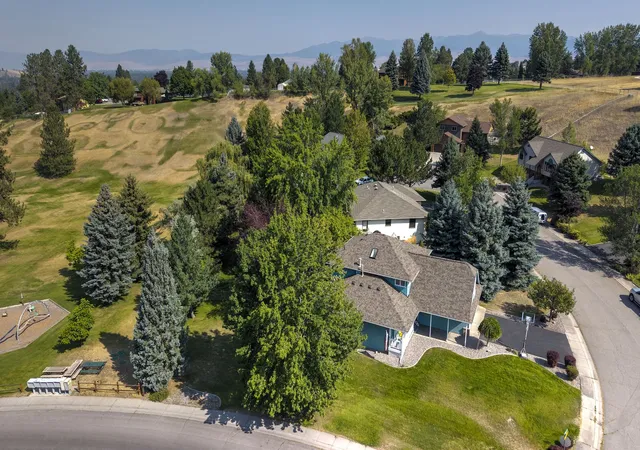 Photo 3 of Single family home for sale at 6305 Timothy Ct, Missoula, MT 59803 | MLS# 30077945 | Listing updated on 2026-09-04