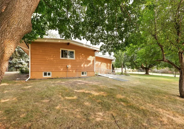 Photo 4 of Single family home for sale at 555 Grantsdale Rd, Hamilton, MT 59840 | MLS# 30077726 | Listing updated on 2026-09-08