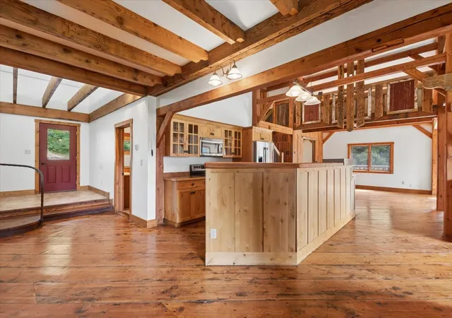 Photo 3 of Single family home for sale at 20994 Park Ln, Rollins, MT 59931 | MLS# 30077980 | Listing updated on 2026-09-22
