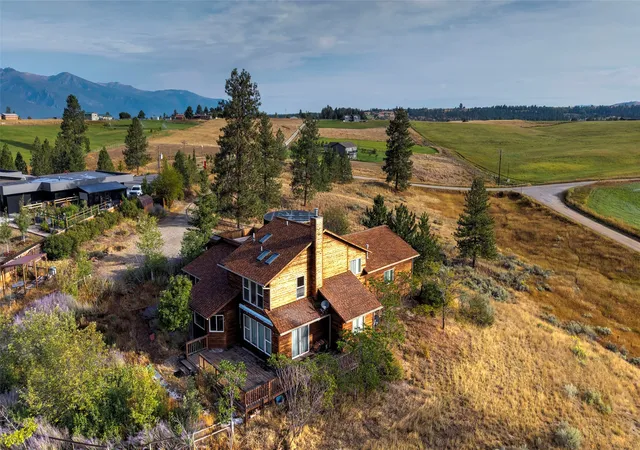 Photo 2 of Single family home for sale at 669 Groff Ln, Stevensville, MT 59870 | MLS# 30077984 | Listing updated on 2026-09-14