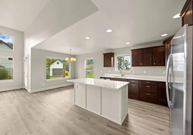 Photo 3 of Townhouse for sale at 19 Crossbuck Trl, Bigfork, MT 59911 | MLS# 30077762 | Listing updated on 2026-09-22