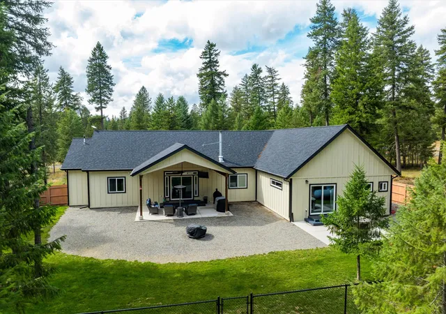 Photo 1 of Single family home for sale at 3 Craws Nest Loop, Thompson Falls, MT 59873 | MLS# 30077797 | Listing updated on 2026-10-05