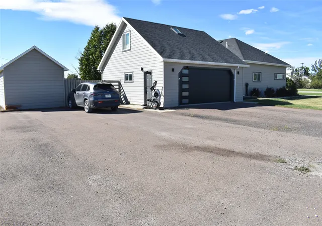 Photo 3 of Single family home for sale at 632 Dupuyer Ave, Valier, MT 59486 | MLS# 30077938 | Listing updated on 2026-09-08