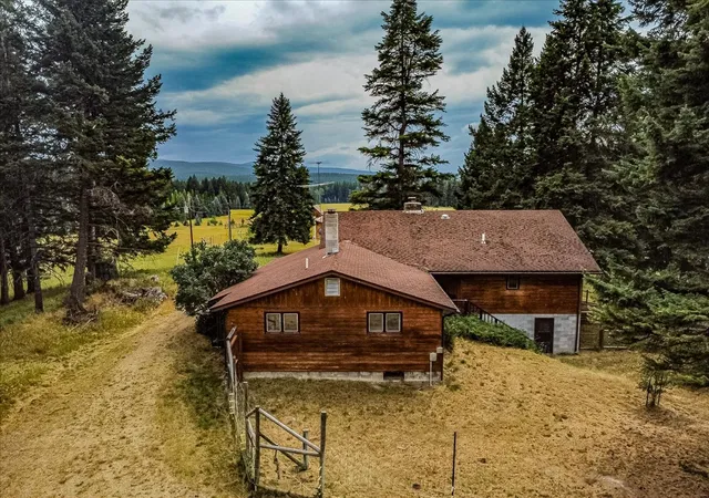 Photo 2 of Single family home for sale at 30 Schaub Rd, Trego, MT 59934 | MLS# 30077570 | Listing updated on 2026-09-10