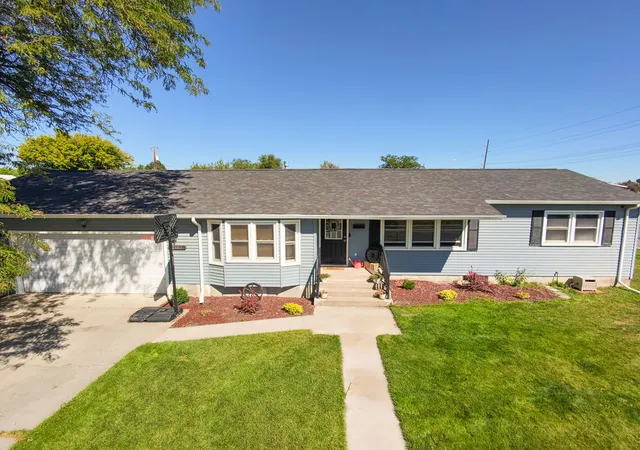 Photo 1 of Single family home for sale at 2403 Wyoming Ave, Billings, MT 59102 | MLS# 30078001 | Listing updated on 2026-09-06
