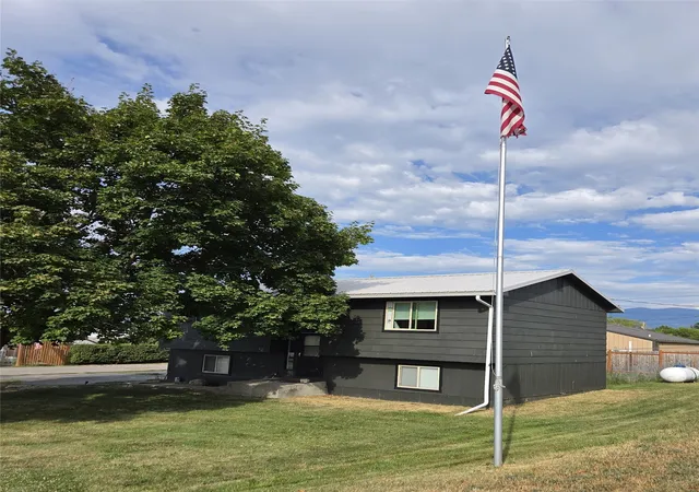 Single family home for sale at 1001 E 4th Avenue, Polson, MT 59860 | MLS# 30077848