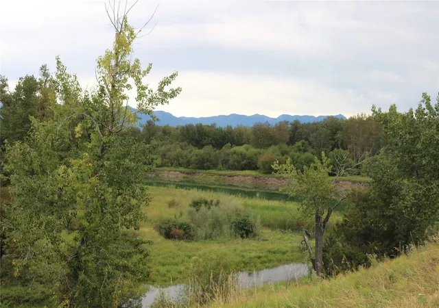 Photo 4 of Single family home for sale at 415 Leisure Dr, Kalispell, MT 59901 | MLS# 30077962 | Listing updated on 2026-09-14
