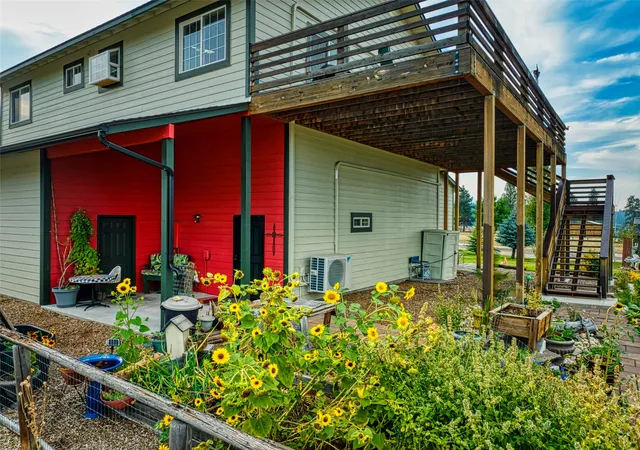 Photo 4 of Single family home for sale at 344 Justin Dr, Hamilton, MT 59840 | MLS# 30076936 | Listing updated on 2026-09-11
