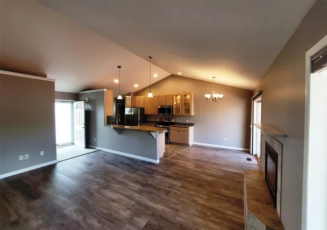 Photo 4 of Single family home for sale at 320 Buttercup Loop, Kalispell, MT 59901 | MLS# 30078000 | Listing updated on 2026-09-07