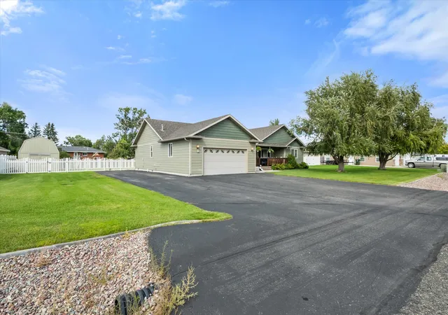 Photo 27 of Single family home for sale at 830 Cap Rd, Helena, MT 59602 | MLS# 30075924 | Listing updated on 2026-09-19