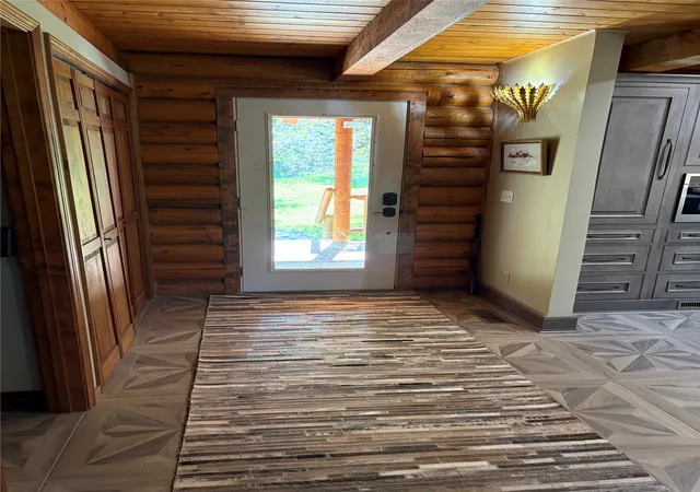 Photo 4 of Single family home for sale at 9748 Wallace Ln, Clinton, MT 59825 | MLS# 30077319 | Listing updated on 2026-09-07