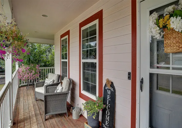 Photo 4 of Single family home for sale at 305 Valley View St, Stevensville, MT 59870 | MLS# 30078008 | Listing updated on 2026-09-15