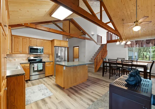 Photo 3 of Single family home for sale at 23675 Mt Hwy 200 E, Bonner, MT 59823 | MLS# 30077992 | Listing updated on 2026-09-08