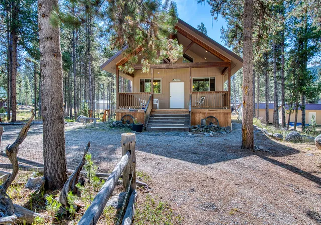 Photo 3 of Single family home for sale at 2849 E Fork Rd, Sula, MT 59871 | MLS# 30077699 | Listing updated on 2026-09-10