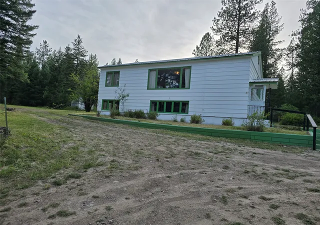 Photo 2 of Single family home for sale at 17505 Us Hwy 93 N, Missoula, MT 59808 | MLS# 30078037 | Listing updated on 2026-09-09