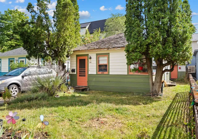 Photo 1 of Single family home for sale at 841 S 6th Street W, Missoula, MT 59801 | MLS# 30078028 | Listing updated on 2026-10-20