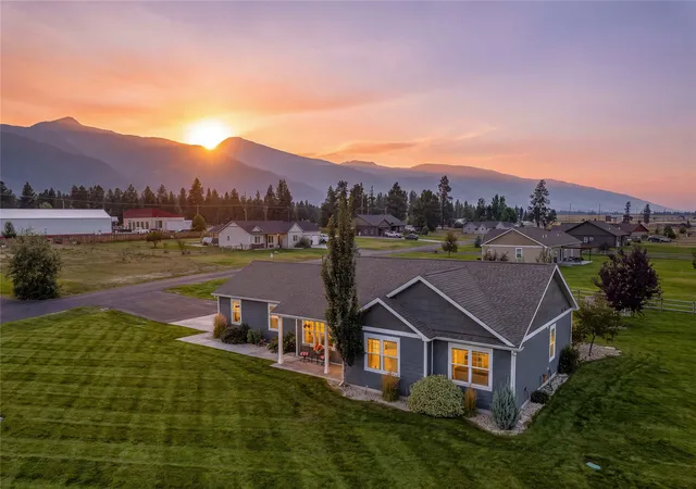 Photo 1 of Single family home for sale at 3974 Peak View Dr, Stevensville, MT 59870 | MLS# 30078047 | Listing updated on 2026-09-09