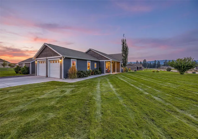 Photo 2 of Single family home for sale at 3974 Peak View Dr, Stevensville, MT 59870 | MLS# 30078047 | Listing updated on 2026-09-09