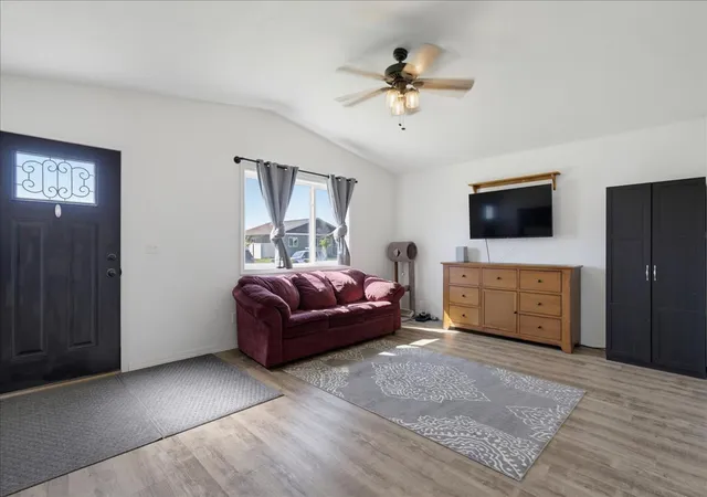 Photo 4 of Single family home for sale at 2017 22nd Avenue S, Great Falls, MT 59405 | MLS# 30078046 | Listing updated on 2026-09-20