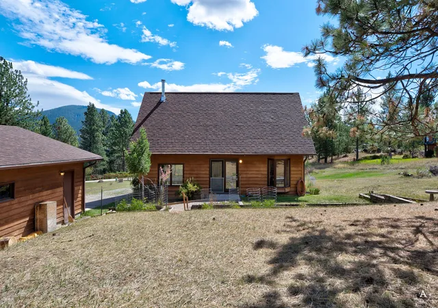 Photo 3 of Single family home for sale at 70 Greenwood Trl, Clancy, MT 59634 | MLS# 30077969 | Listing updated on 2026-09-12