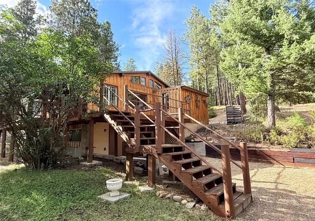 Photo 3 of Single family home for sale at 141 Findley Trl, Darby, MT 59829 | MLS# 30078100 | Listing updated on 2026-09-16