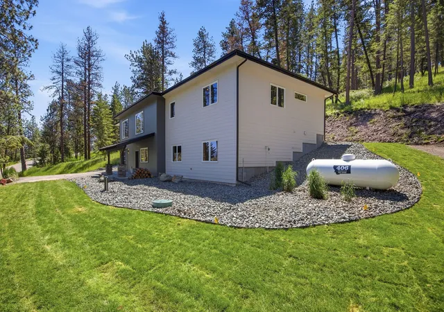 Photo 2 of Single family home for sale at 1191 Big Flt Rd, Missoula, MT 59804 | MLS# 30078139 | Listing updated on 2026-09-09
