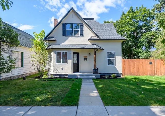Photo 2 of Single family home for sale at 207 S 3rd Street, Hamilton, MT 59840 | MLS# 30077958 | Listing updated on 2026-09-10
