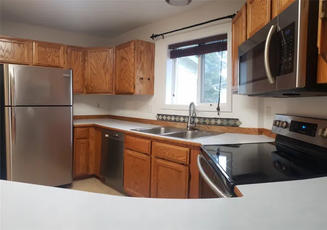 Photo 3 of Townhouse for sale at 314 Ponderosa St, Kalispell, MT 59901 | MLS# 30078131 | Listing updated on 2026-09-10