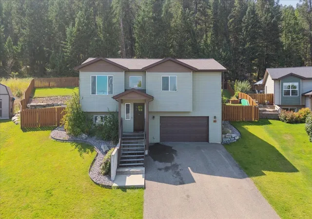Photo 2 of Single family home for sale at 183 Lupine Dr, Kalispell, MT 59901 | MLS# 30077398 | Listing updated on 2026-09-10