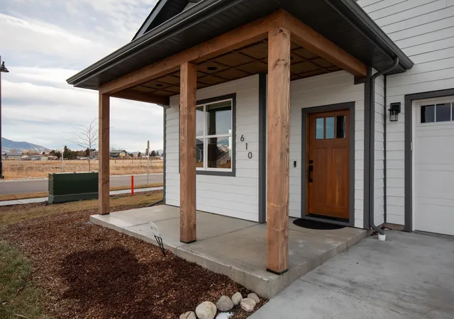 Photo 2 of Single family home for sale at 610 Spaniel Ln, Belgrade, MT 59714 | MLS# 30078209 | Listing updated on 2026-09-10