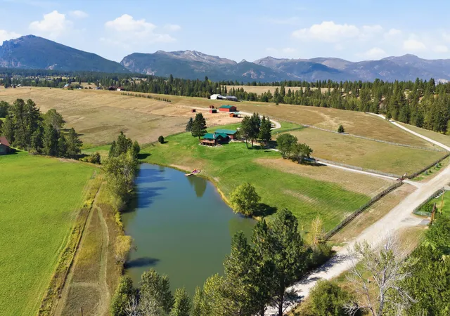 Photo 2 of Single family home for sale at 1335 Country Rd, Victor, MT 59875 | MLS# 30078242 | Listing updated on 2026-09-14