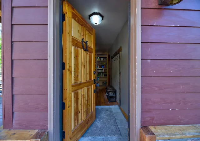 Photo 4 of Single family home for sale at 6818 York Rd, Helena, MT 59602 | MLS# 30078205 | Listing updated on 2026-09-12