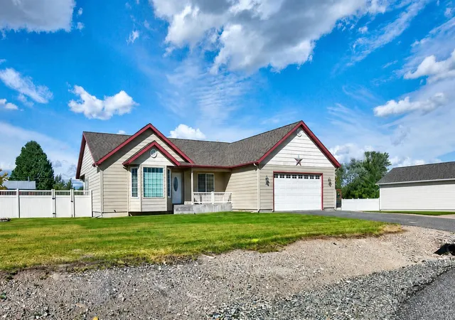 Photo 3 of Single family home for sale at 760 Cap Rd, Helena, MT 59602 | MLS# 30077675 | Listing updated on 2026-09-11