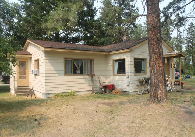 Photo 1 of Single family home for sale at 437 Maple Dr, Kalispell, MT 59901 | MLS# 30075440 | Listing updated on 2026-09-14