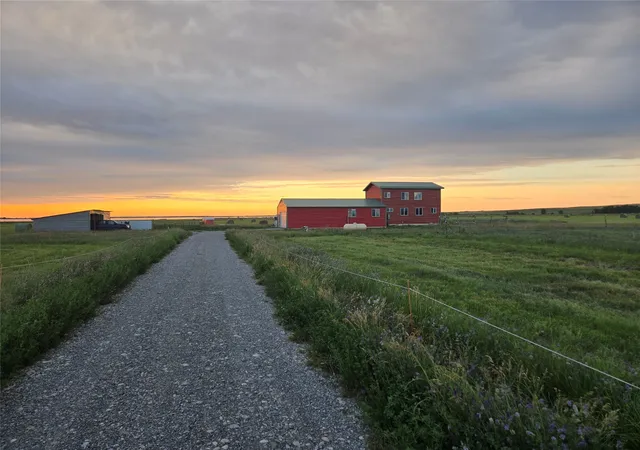 Photo 3 of Single family home for sale at 1119 Frances Hts Rd, Valier, MT 59486 | MLS# 30078053 | Listing updated on 2026-09-15
