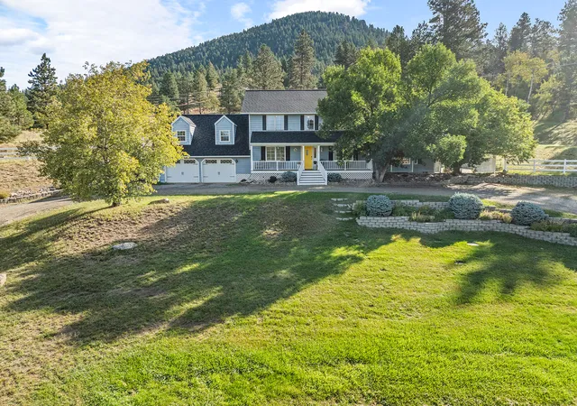 Photo 1 of Single family home for sale at 4 Hole In The Wall, Clancy, MT 59634 | MLS# 30076931 | Listing updated on 2026-09-22