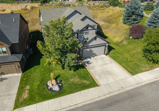 Photo 2 of Single family home for sale at 6526 Macarthur Dr, Missoula, MT 59808 | MLS# 30078040 | Listing updated on 2026-10-05