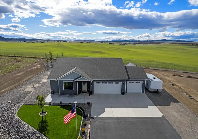 Photo 2 of Single family home for sale at 59 Wheatland Meadows Dr, Three Forks, MT 59752 | MLS# 30078129 | Listing updated on 2026-09-14