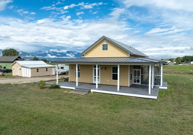 Photo 1 of Single family home for sale at 748 Bailey Ln, Corvallis, MT 59828 | MLS# 30078184 | Listing updated on 2026-09-14