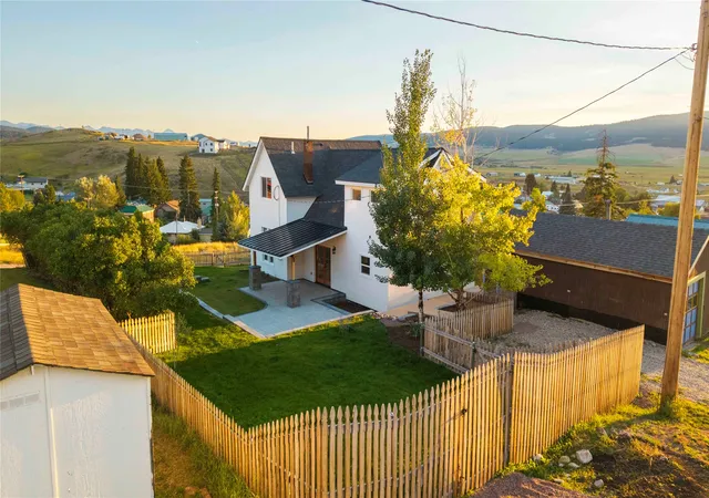 Photo 1 of Single family home for sale at 315 W Sutter St, Philipsburg, MT 59858 | MLS# 30078311 | Listing updated on 2026-09-12