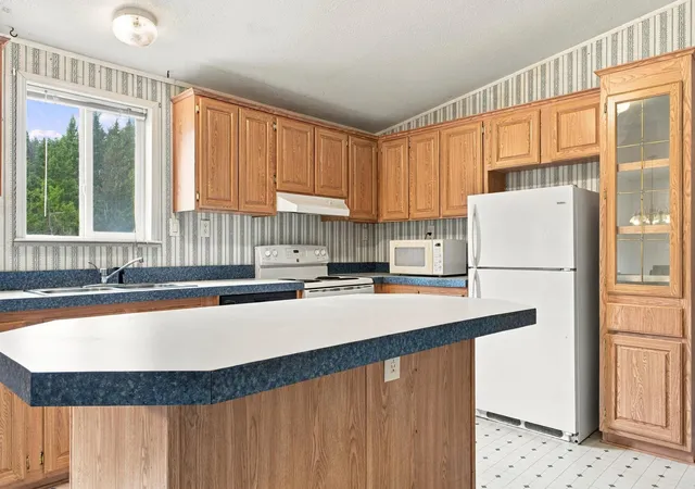 Photo 3 of Manufactured home for sale at 23 Eagle Mountain Way, Kila, MT 59920 | MLS# 30078275 | Listing updated on 2026-09-12
