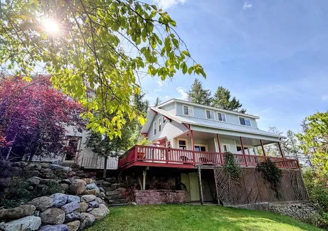 Photo 1 of Single family home for sale at 304 Skyles Pl, Whitefish, MT 59937 | MLS# 30078298 | Listing updated on 2026-09-12