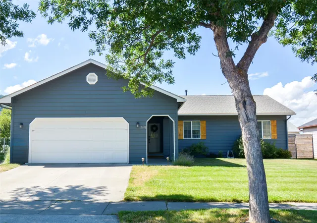 Photo 1 of Single family home for sale at 2148 Ruddy Duck Dr, Kalispell, MT 59901 | MLS# 30077777 | Listing updated on 2026-09-16