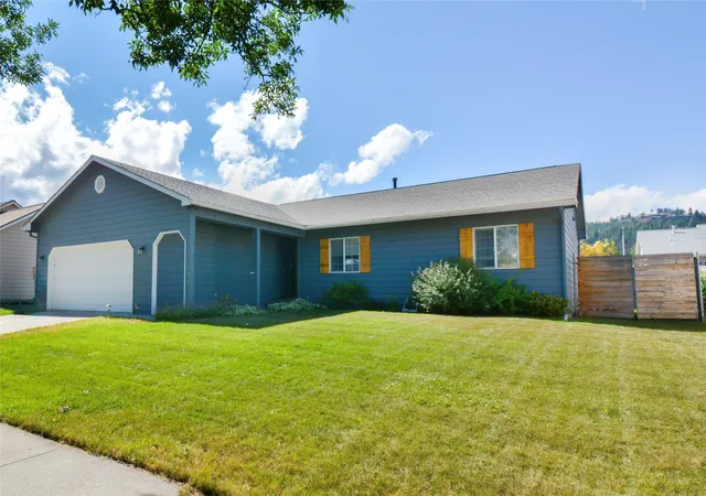Photo 2 of Single family home for sale at 2148 Ruddy Duck Dr, Kalispell, MT 59901 | MLS# 30077777 | Listing updated on 2026-09-16