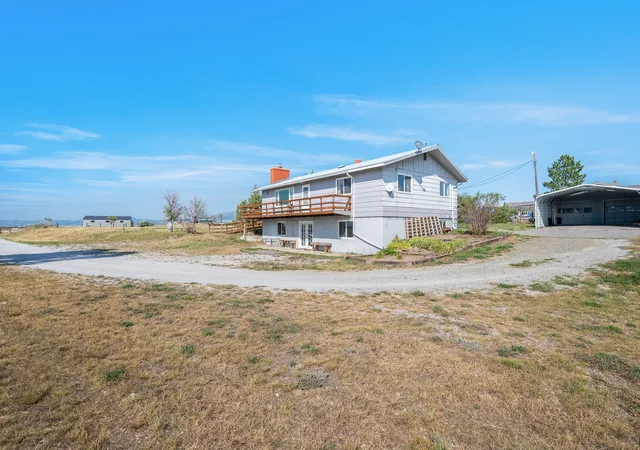 Photo 1 of Single family home for sale at 110 Us Hwy 12 E, Townsend, MT 59644 | MLS# 30077526 | Listing updated on 2026-09-23