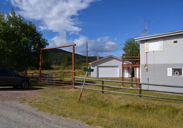 Photo 3 of Single family home for sale at 10 Southwell Ln, Anaconda, MT 59711 | MLS# 30078331 | Listing updated on 2026-09-16