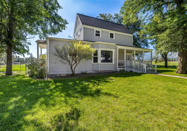 Photo 3 of Single family home for sale at 926 Orchard Dr, Hamilton, MT 59840 | MLS# 30078258 | Listing updated on 2026-09-16